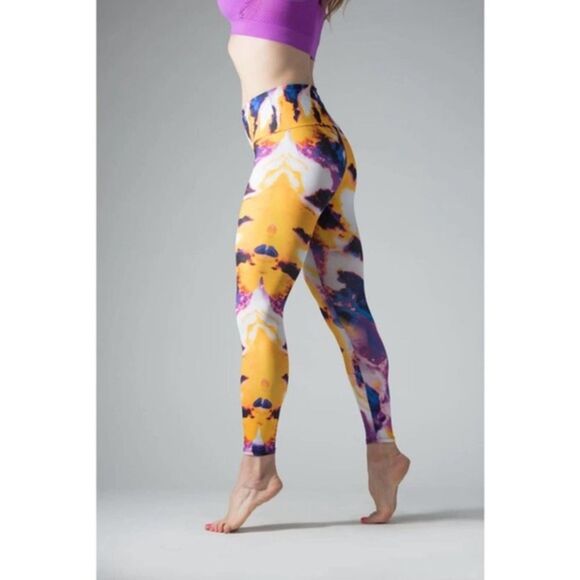 NEW Agstract Apparel Lotus Multi Color Leggings Size XS 7/8 Length - Picture 2 of 7